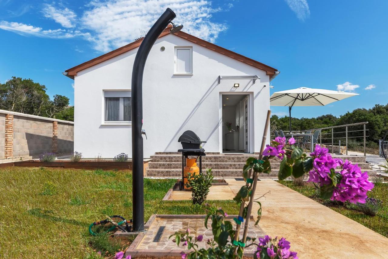 Vila House Of Peace Peroj Exteriér fotografie