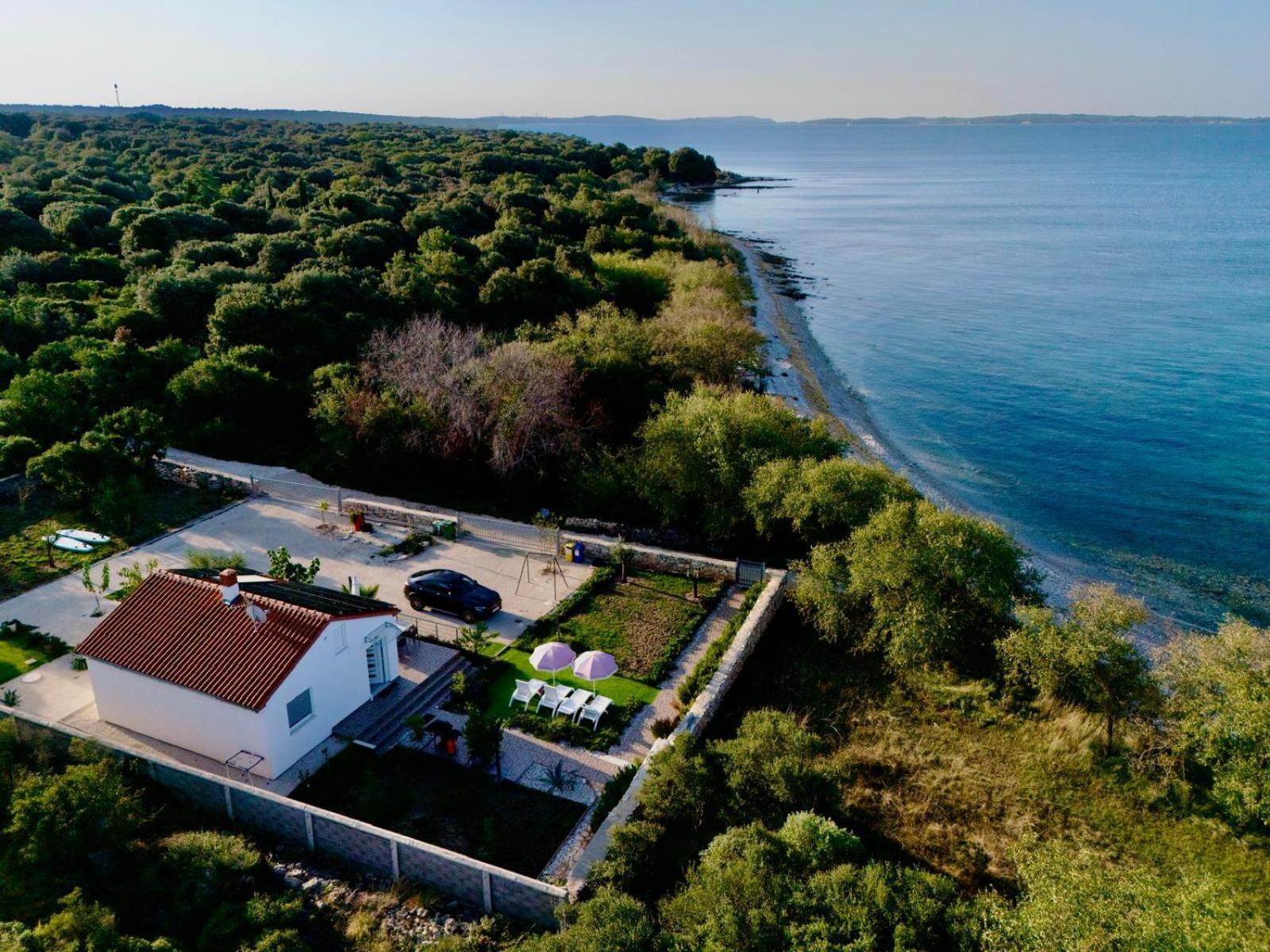 Vila House Of Peace Peroj Exteriér fotografie